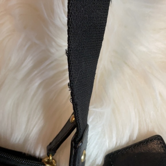 Leather crossbody bag - Picture 5 of 8